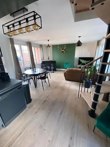 Duplex Proche Gare Vue Tour Perret Avec Parking Gratuit